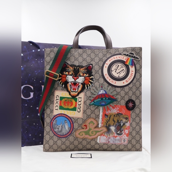 BU51 💖 Gucci GG Supreme Soft Vericial Courrier Tote